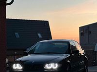 Gebraucht BMW 320 150 PS (110 kW) 2004 Schwarz Limousine