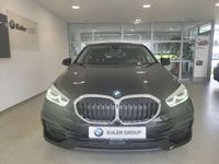 gebraucht BMW 118 i 5-Türer Navi digitales Cockpit LED Sperrdiff. Mehrzonenklima 2-Zonen-Klimaautom Klimaautom Fahrerprofil