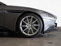 Gebraucht Aston Martin DB11 510 PS (375 kW) 2020 Hammerhead silver Coupé