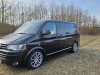 Second-hand VW Multivan 179 CP (131 kW) 2014 Negru Monovolum