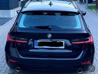 gebraucht BMW 320 320 i Sport Line