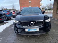 Używany Volvo XC40 Core 163 KM (119 kW) 2025 Czarny SUV
