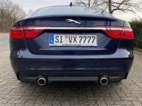 Gebraucht Jaguar XF 300 PS (220 kW) 2016 Blau Limousine