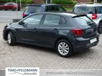 Gebraucht VW Polo Highline 116 PS (85 kW) 2019 Uranograu Kleinwagen