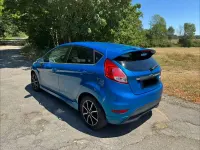 Gebraucht Ford Fiesta Titanium 101 PS (74 kW) 2013 Blau Kleinwagen