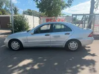 Gebraucht Mercedes C220 Classic 143 PS (105 kW) 2002 Silber Limousine
