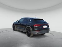 Gebraucht Audi Q8 Ambiente 286 PS (210 kW) 2023 Mythosschwarz metallic SUV