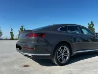 Gebraucht VW Arteon R-line 150 PS (110 kW) 2019 Grau Kleinwagen