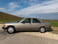 Gebraucht Mercedes 190 75 PS (55 kW) 1989 Beige Limousine