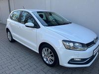 Gebraucht VW Polo Comfortline 75 PS (55 kW) 2015 Weiß Limousine