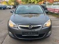 gebraucht Opel Astra 3 CDTI Edition Limo*Klima*Navi*Euro5*TÜV