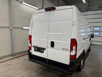 Gebraucht Peugeot Boxer 140 PS (102 kW) 2020 Weiß Van