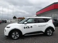 Gebraucht Kia Soul EV Inspiration 150 kW (204 PS) 2023 Weiss SUV