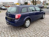 Second-hand Opel Astra Edition 90 CP (66 kW) 2006 Albastru Break