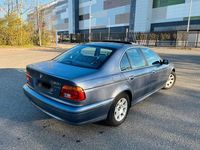Gebraucht BMW 520 170 PS (125 kW) 2002 Blau Limousine