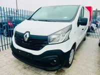 Gebraucht Renault Trafic Komfort 145 PS (106 kW) 2016 Gletscherweiss Van / Kleinbus