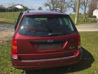 Gebraucht Ford Focus 100 PS (73 kW) 2003 Rot Kombi