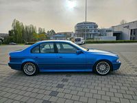 gebraucht BMW 523 e39 i Individual Estorilblau