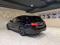 Gebraucht Mercedes E300 AMG line 211 PS (155 kW) 2021 Schwarz/baltic black Kombi