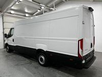 Gebraucht Iveco Daily 156 PS (114 kW) 2024 Weiss Van