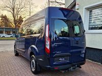 Gebraucht Ford Tourneo 131 PS (96 kW) 2020 Blazerblau Van / Kleinbus