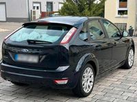 Gebraucht Ford Focus 116 PS (85 kW) 2009 Schwarz Limousine
