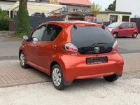 Gebraucht Toyota Aygo Connect Style 68 PS (50 kW) 2012 Orange Kleinwagen