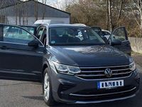 Gebraucht VW Tiguan Elegance 150 PS (110 kW) 2023 Grau SUV