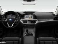 Gebraucht BMW 330e Advantage 292 PS (214 kW) 2022 Schwarz Kombi