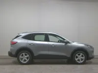 Usado Ford Kuga Cool & Connect 120 HP (88 kW) 2023 Prateado SUV