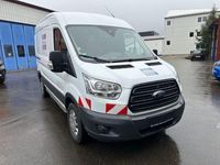 Gebraucht Ford Transit Trend 170 PS (125 kW) 2017 Frostweiß Van