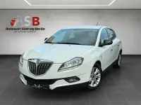 Gebraucht Lancia Delta 140 PS (102 kW) 2010 Weiß Kleinwagen