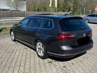 Gebraucht VW Passat Highline 150 PS (110 kW) 2018 Grau Kombi
