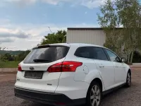 Gebraucht Ford Focus 125 PS (91 kW) 2016 Weiß Kombi
