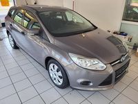 Gebraucht Ford Focus 101 PS (74 kW) 2014 Braun Kombi