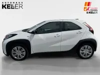 Gebraucht Toyota Aygo X Play 72 PS (52 kW) 2023 Super white 2 SUV