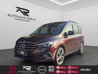 Gebraucht Mercedes T180 Style 131 PS (96 kW) 2023 Rot Van / Kleinbus