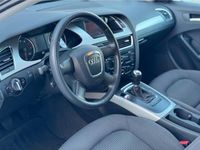 Gebraucht Audi A4 160 PS (117 kW) 2010 Silber Limousine