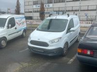 Gebraucht Ford Courier 100 PS (73 kW) 2017 Weiß Van / Kleinbus
