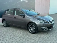 Gebraucht Peugeot 308 Allure 131 PS (96 kW) 2015 Grau Limousine