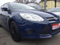 Gebraucht Ford Focus Ambiente 101 PS (74 kW) 2013 Blau Kombi
