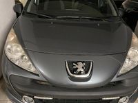 Gebraucht Peugeot 207 95 PS (69 kW) 2008 Kleinwagen
