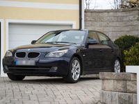 Gebraucht BMW 525 218 PS (160 kW) 2007 Blau Limousine