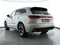 Gebraucht VW Touareg IQ Drive 231 PS (169 kW) 2025 Beige SUV