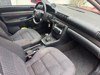 Gebraucht Audi A4 116 PS (85 kW) 2000 Rot Kombi