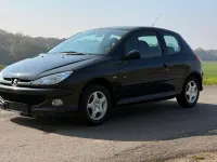 Gebraucht Peugeot 206 68 PS (50 kW) 2005 Schwarz Kleinwagen