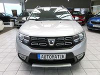Gebraucht Dacia Logan MCV Stepway 90 PS (66 kW) 2018 Silber Kombi