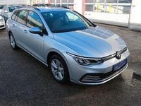 Gebraucht VW Golf VIII Life 110 PS (80 kW) 2024 Silber Kombi