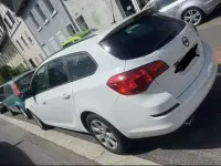 Gebraucht Opel Astra 165 PS (121 kW) 2012 Kombi