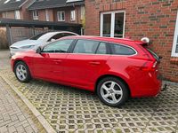 Second-hand Volvo V60 280 CP (205 kW) 2013 Roșu Break